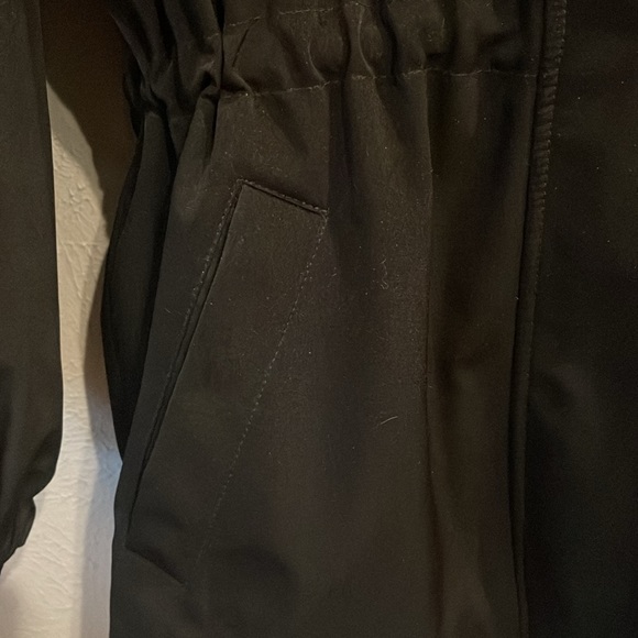 Liz Claiborne women’s black winter hooded coat. Size S/M. - Picture 4 of 10